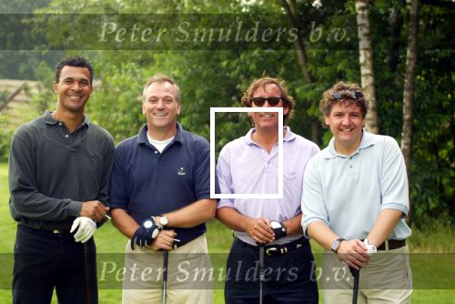 Eemnes 22 juni 2002

Golfen voor het ronald Mc Donald kinderhuis
op de Goyen Golf en country club.
Ruud Gullit, Rene Froger, Frank Wisse Theo Dietz,
Jack v Gelder, Peter v Vossen en Leo Beenhakker

Peter Smulders bv