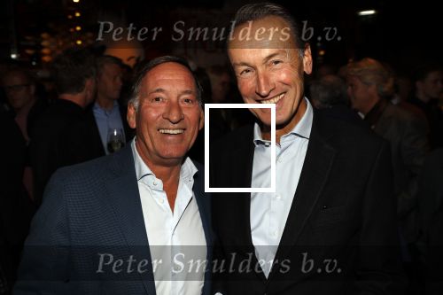 Scheveningen 7 november 2017
Noekpresentatie DEAL van Rob Jansen geschreven door Michiel v Egmond. Theo Dietz met een goede vriend