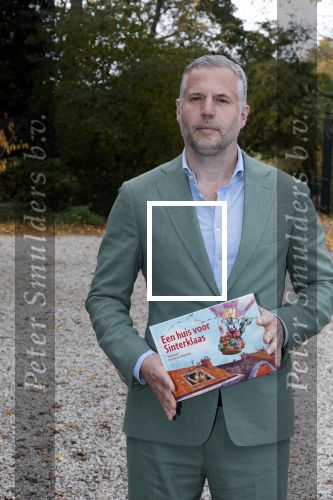 Amsterdam 10 november 2025
Presentatie sinterklaasboeken met Igone de Jong Tijl Beckand en Lieke Martens .
