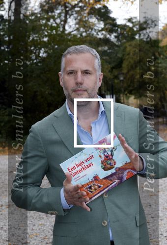 Amsterdam 10 november 2025
Presentatie sinterklaasboeken met Igone de Jong Tijl Beckand en Lieke Martens .