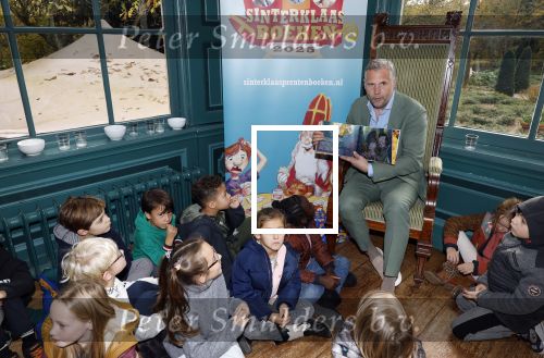 Amsterdam 10 november 2025
Presentatie sinterklaasboeken met Igone de Jong Tijl Beckand en Lieke Martens .