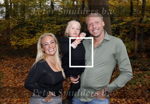 Naarden 3 november 2025
Presentatie nieuwe serie de Frogers met aanwezig Rene Froger Natasja Froger Danny Froger Ann Dominique Wilten Natascha Froger Matthijs Timmermans Charlie Didier Froger Sammy Verheij Maxim Froger en Ruby Celine met hun zoontje. Valerie Gumster met man en dochter