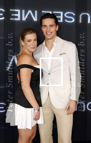 Amsterdam 11 november 2025
Premiere Now you see me 3 bij The Harbour Club . Victoria Vermeer met partner