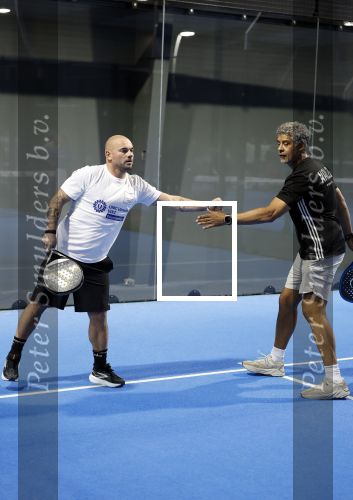 Utrecht 6 november 2025
Padel tournooi voor het UMC ziekenhuis bij Hal 22. Wesley Sneijder speelde met Frank Rijkaard
