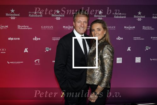 Amsterdam 27 oktober 2025
750 jaar Amsterdam bij het v Gogh museum . david Bijlsma met zijn vrouw
