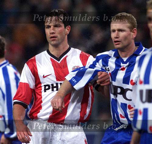 Eindhoven, 18 december 1999
Kompetitie PSV-SC Heerenveen, eindstand 0-1
Ernest Faber