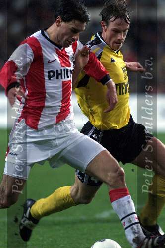 Eindhoven, 4 December 1999
Komp. PSV-Roda JC, eindstand 2-0
Ruud v Nistelrooy