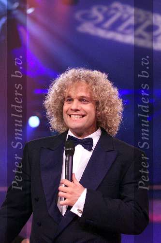 Aalsmeer 7 december 2000
Sterrenplayback show met Carlo Boshard als Gordon