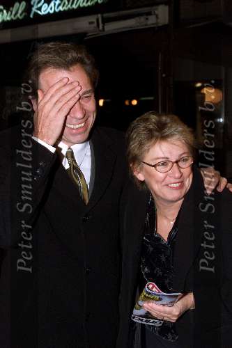 Amsterdam 4 december 2000
Jan Mulder met zijn vrouw