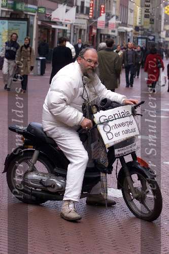 Eindhoven, 7 december 2001
Arnol Kox