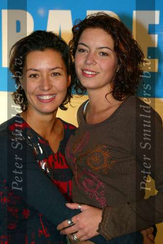 Amsterdam 16 decmber 2001
Uitreiking TV babes award in de Kroon.
Bianca BB met vriendin