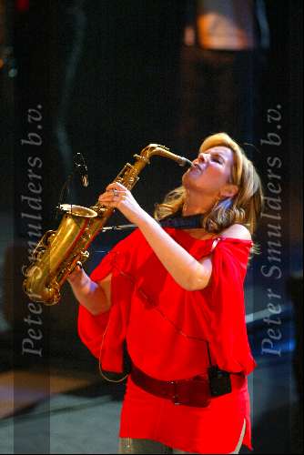 Amsterdam 19 december 2001
Sportman van het jaar verkiezing in de Rai.
Candy Dulfer