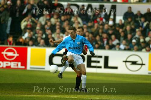 Rotterdam 16 decmber 2001
Feyenoord-PSV 0-0
Dennis Rommedahl en Rzasa