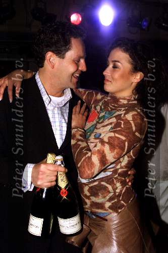 AMSTERDAM  9 DECEMBER 2001
Opening Paleis Soestdijk in Amsterdam door Katja Schuurman  met Dirk Zeelenberg