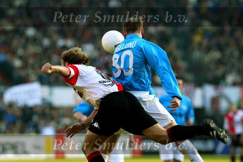 Rotterdam 16 decmber 2001
Feyenoord-PSV 0-0
Smolarek en Kasper Bogelund