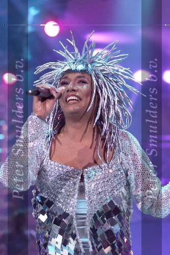 Aalsmeer 7 december 2000
Sterrenplayback show met Henny Huisman
Patty Brard
