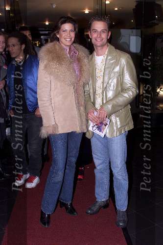 Amsterdam 4 december 2000
Premiere Baba met Brigitte Kaandorp en Michel v Dousselaere.
Robine v d Meer met vriend