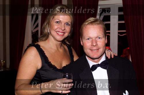 ROTTERDAM 10 december 2001
Rene Froger in Ahoy
Ronald Koeman en Bartina Koeman