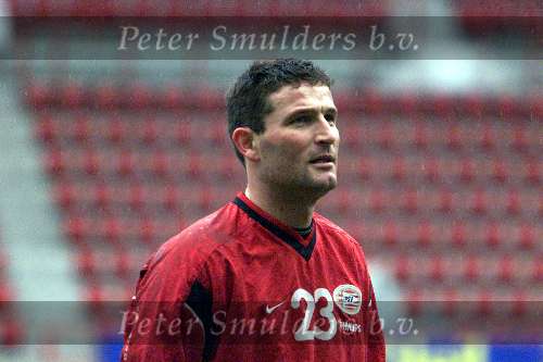 Eindhoven, 5 december 2001
De laatste training van PSV voor de tweede wedstrijd tegen PAOK
Ronald Waterreus