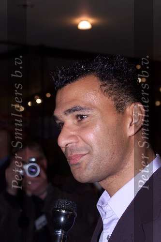 Amsterdam 11 december 2000
Premiere de Zwarte Meteoor.
Ruud Gullit