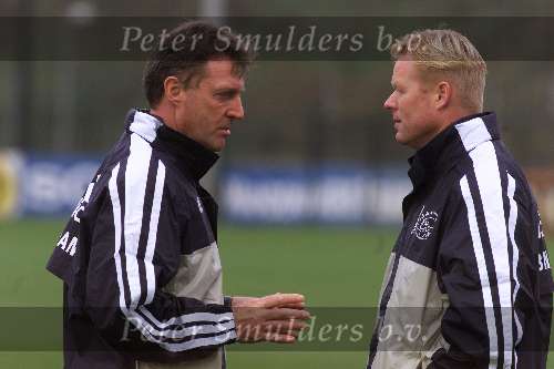 AMSTERDAM 3 december 2001
Ruud Krol en Ronald Koeman 1e training bij AJAX.