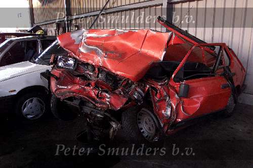 Eindhoven 4 december 2000
Tjerk Westerterp na ongeval.
auto van tegenligger