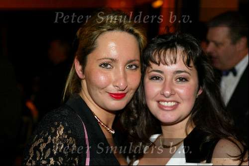 Amsterdam 17 decmber 2001
Princess kerstborrel in het Grace Theater.
Vriendin Willibrord Frequin met zus