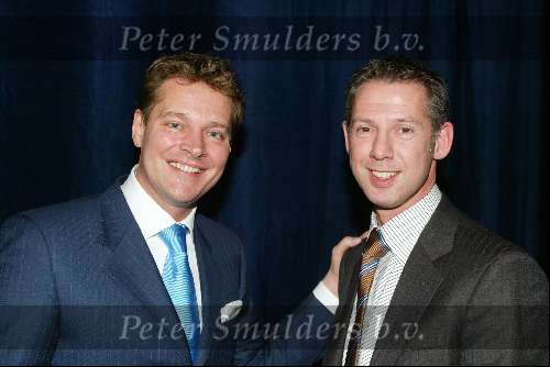 Den Bosch 2 december 2002
Premiere Tel uit je winst 
Albert Verlinden met man