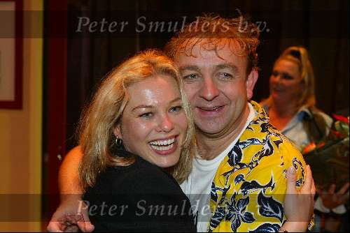 Den Bosch 2 december 2002
Premiere Tel uit je winst
Jon v Eerd en Antje Monteiro