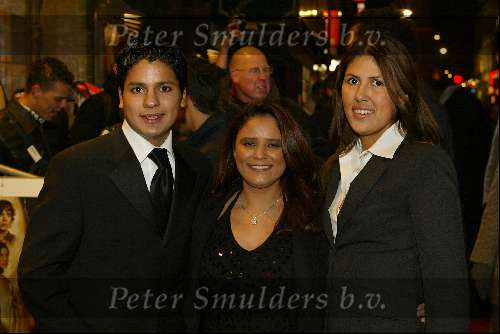 Amsterdam 11 december 2002
Premiere Lord of the rings II
Marvin Breukhoven  Constance Breukhoven  en Shanna