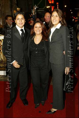 Amsterdam 11 december 2002
Premiere Lord of the rings II
Marvin Breukhoven  Constance Breukhoven  en Shanna