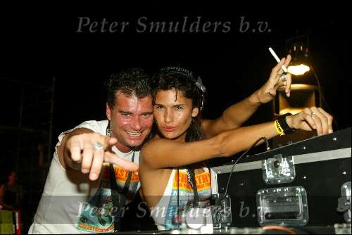 Curacao 26 december 2002
 Dj Marcello, DJ Marysol