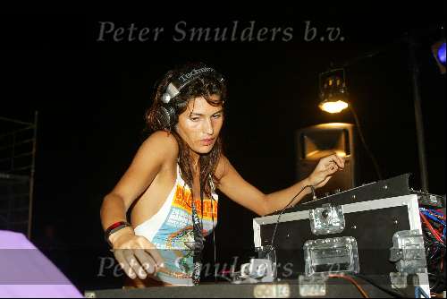 Curacao 26 december 2002
 DJ Marysol