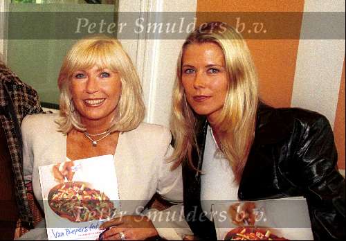 Willeke alberti met haar dochter Danielle v t Schip,