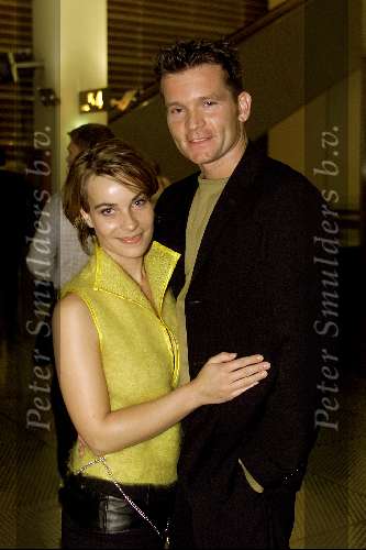 Rotterdam 11 december 2001
Premiere Lord of the rings in Pathe Rotterdam.
Fleur v d Kieft met vriend