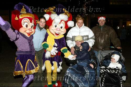 Kaatsheuvel 8 december 2002
Premiere wintershow in efteling.
Hanny met dochters
