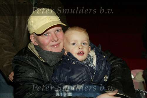 Kaatsheuvel 8 december 2002
Premiere wintershow in efteling.
Hanny met dochters