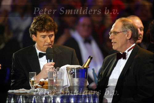 Amsterdam 18 decmber 2001
Opnames van de oudejaarsloterij van de Mark Klein Essink met Hans Dijkstal



Peter Smulders