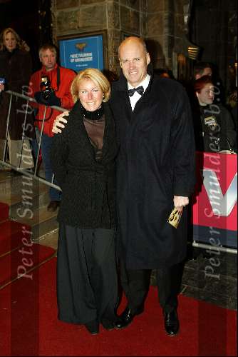 Amsterdam 11 december 2002
Premiere Lord of the rings II
Jur Raatjes met vrouw
