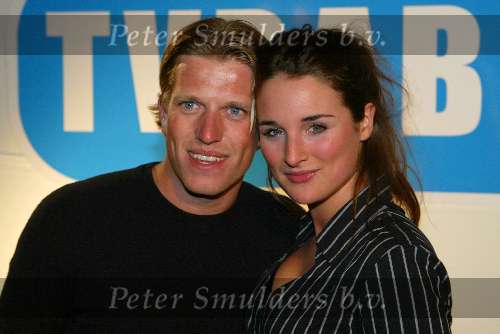 Amsterdam 16 decmber 2001
Uitreiking TV babes award in de Kroon.
Lieke v Lexmond met vriend