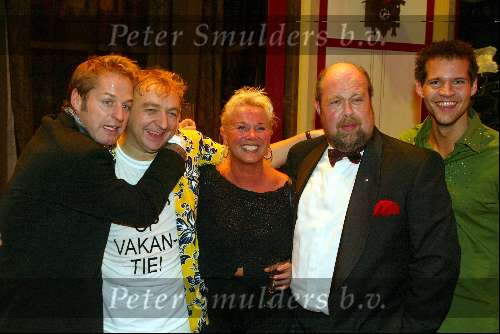 Den Bosch 2 december 2002
Premiere Tel uit je winst met Jon v Eerd, Tony Neef  Loeki Knol, Rene v Kooten