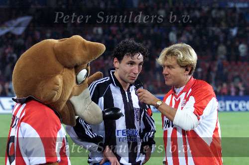 EINDHOVEN 6 DECEMBER 2001
PSV-PAOK SALONIKI 4-1
MARK V BOMMEL