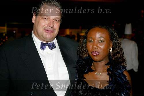 Amsterdam 17 decmber 2001
Princess kerstborrel in het Grace Theater.
Martin Kuijpers met vriendin