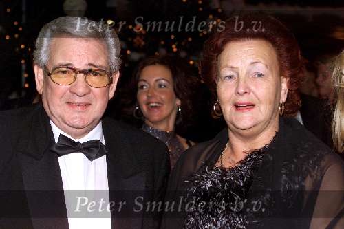 ROTTERDAM 7 december 2001
Rene Froger in AHOY
Bolle Jan Froger en Mien Froger