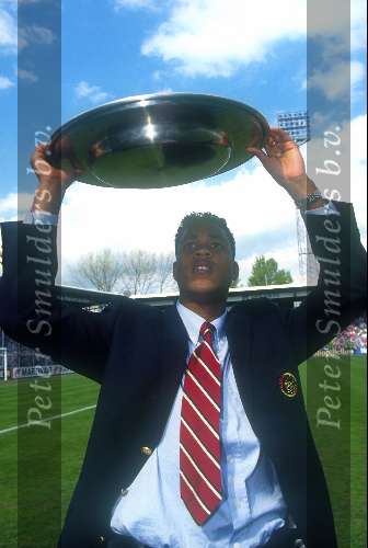 19961997 AJAX Landskampioen
Patrick kluivert met de kampioensschaal