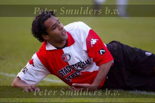 ROTTERDAM 16 DECEMBER 2001
Feyenoord-PSV 0-0
Pierre v Hooijdonk
