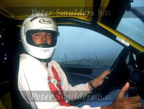 Reinout Oerlemans tijdens een prominentenrace
6 mei 1997