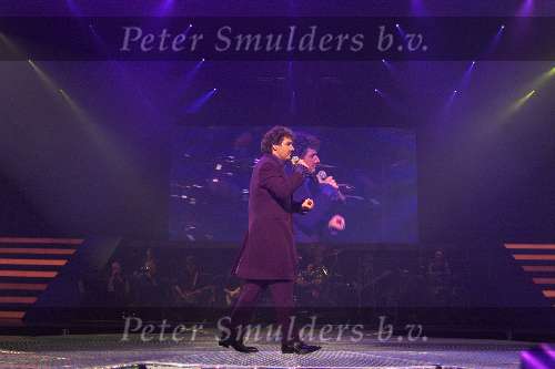 ROTTERDAM 7 december 2001
Rene Froger in AHOY