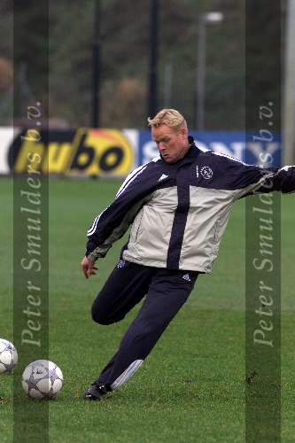 AMSTERDAM 3 december 2001
Ronald Koeman , 1e training bij AJAX.
