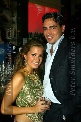 Utrecht 12 december 2002
Presentatie Playboy met Sonja Silva
Silvie Meis met vriend